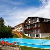 Ле рош: территория кампуса в Швейцарии