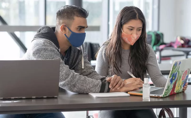 Студенты Domus Academy вернулись к занятиям на кампусе