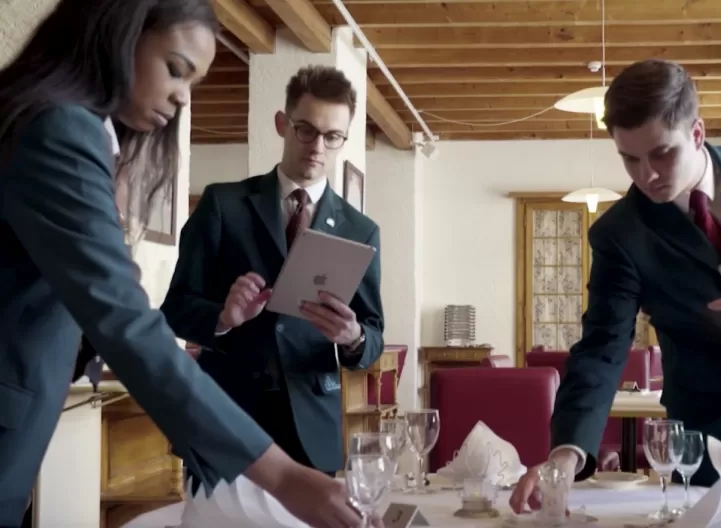 Школа SHMS: все о программе Бакалавриата по гостиничному делу