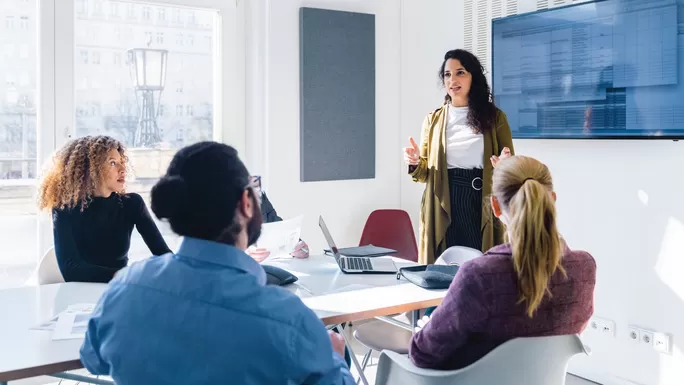 Школа Les Roches: 10 лучших компаний для работы в сфере гостеприимства