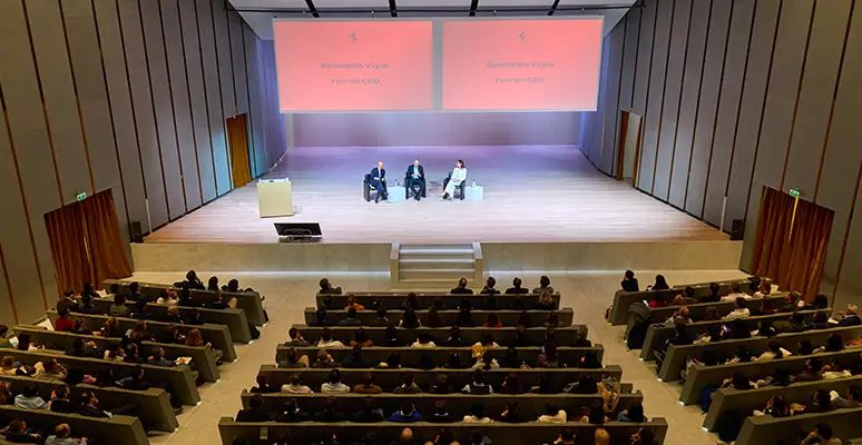 Глава Ferrari в SDA Bocconi: разговор о лидерстве и будущем бизнеса