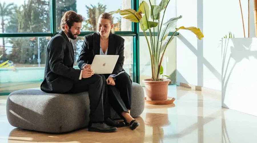 Les Roches открывает двери для опытных специалистов без диплома